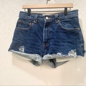 Levi’s 505 Cut off Hi Waist Shorts